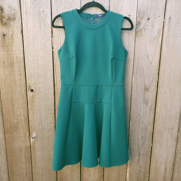 Madewell Anywhere Fit and Flare Dress - 6 - Picture 3 of 14